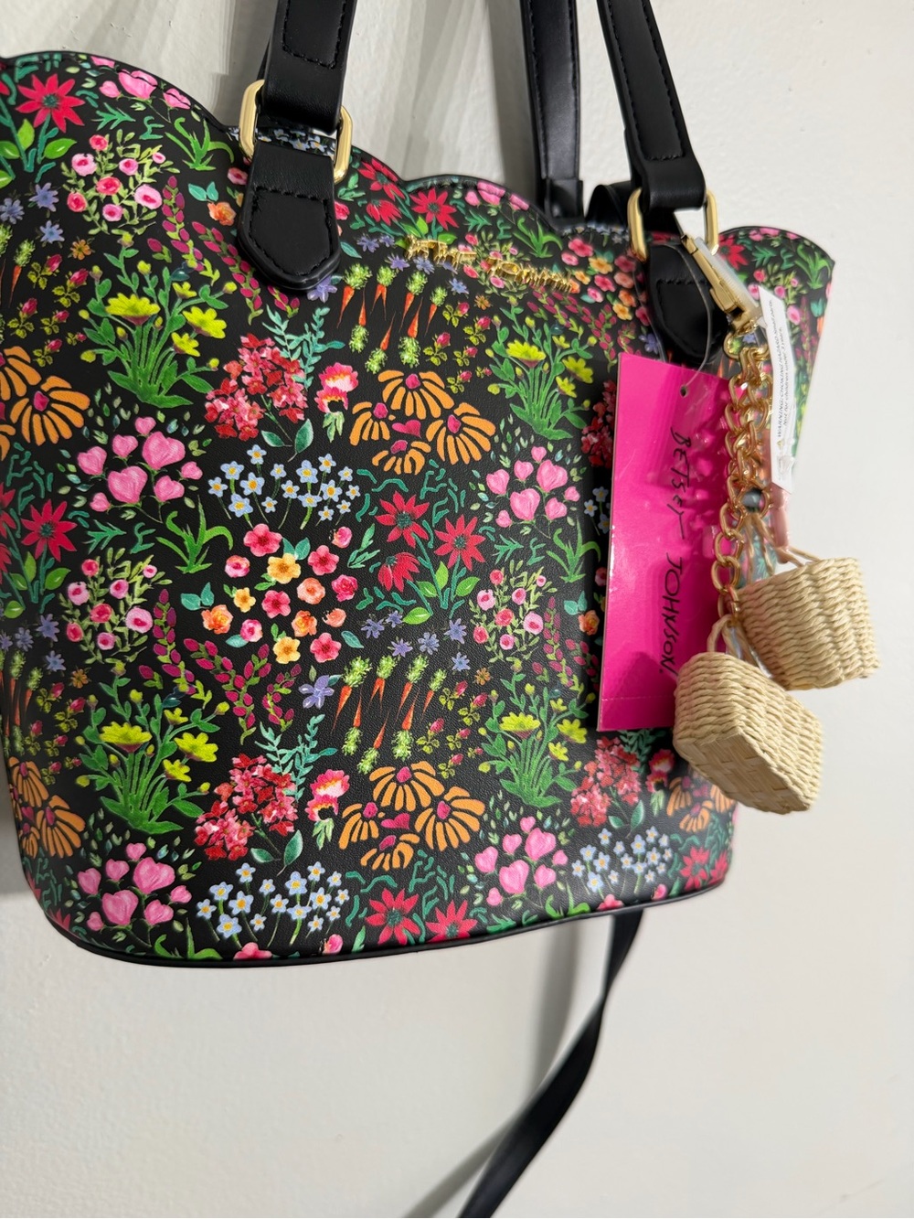 Betsey Johnson XOBLOOM Scalloped Floral Tote Bag - Picture 3 of 7